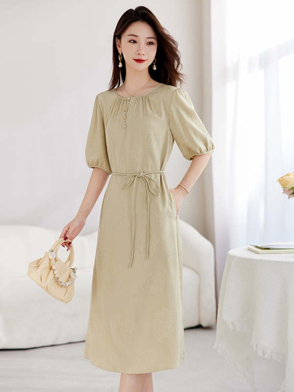 Mulberry selyem jacquard ruha kerek nyakkal, zsinórral, középméretű hossz