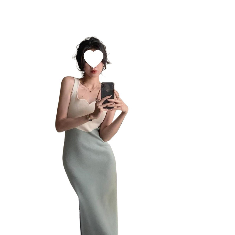 Sekszi patchwork kötött pántos ruha, egyedi tervezés, karcsú szabás, elegáns bodycon sziluett