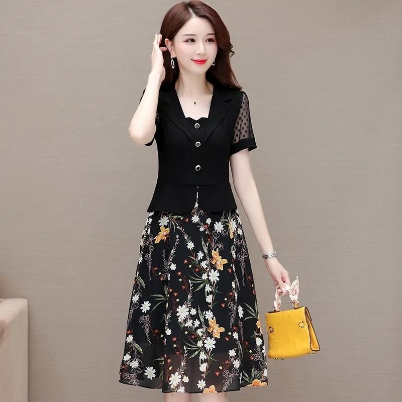 Elegáns francia stílusú női kétdarabos készlet, chiffon virágmintás ruhával, rövid ujjú, derékba passzoló fazon, nyári ruha 2026