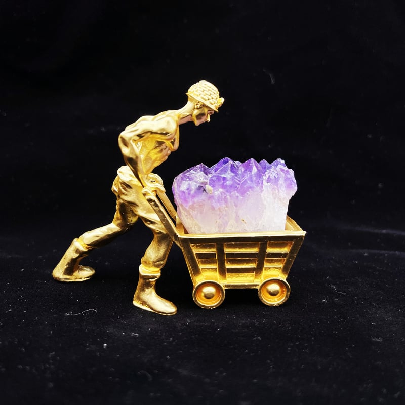 Természetes ametiszt kristályból készült bányász figura, illatosító kővel és demagnetizáló kővel – DIY gyűjtemény dekor