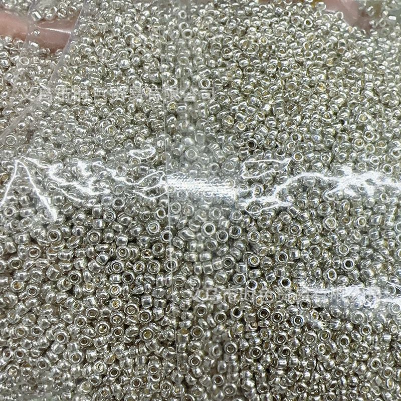 Arannyal és ezüsttel bevont üveggyöngyök, 4 mm, DIY karkötő és nyaklánc készítéséhez, szétválasztó gyöngyök
