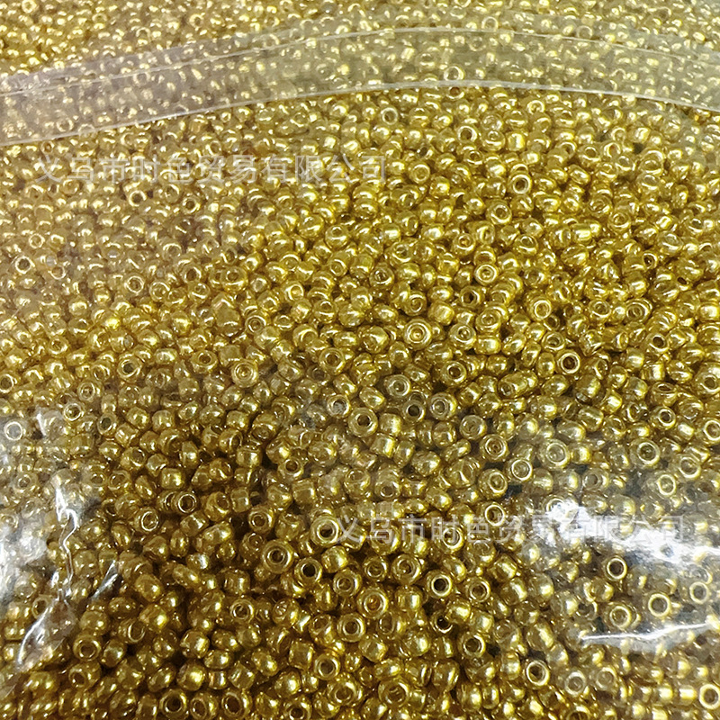 Arannyal és ezüsttel bevont üveggyöngyök, 4 mm, DIY karkötő és nyaklánc készítéséhez, szétválasztó gyöngyök