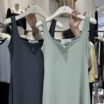 Koreai stílusú vékony Ice Silk ruházat: pántos hálóing, midi hosszúságú, négyszögletes dekoltázs, plusz méret
