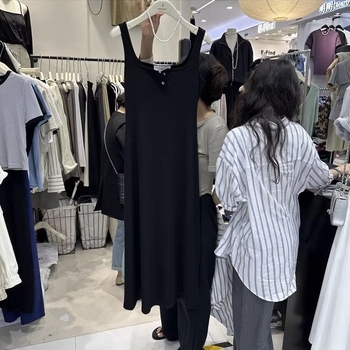 Koreai stílusú vékony Ice Silk ruházat: pántos hálóing, midi hosszúságú, négyszögletes dekoltázs, plusz méret