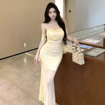 2026 Új zöld virágos ruha pántos kivitelben, kis termetű nőknek, szexi és elegáns fishtail bodycon ruha