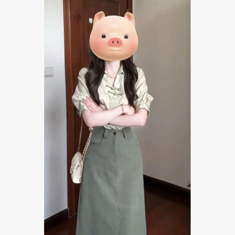 Plusz méretű retró kínai stílusú ing gombokkal és rövid ujjúval, magas derekú A-line mini szoknya; elegáns és karcsúsító két darabos készlet.