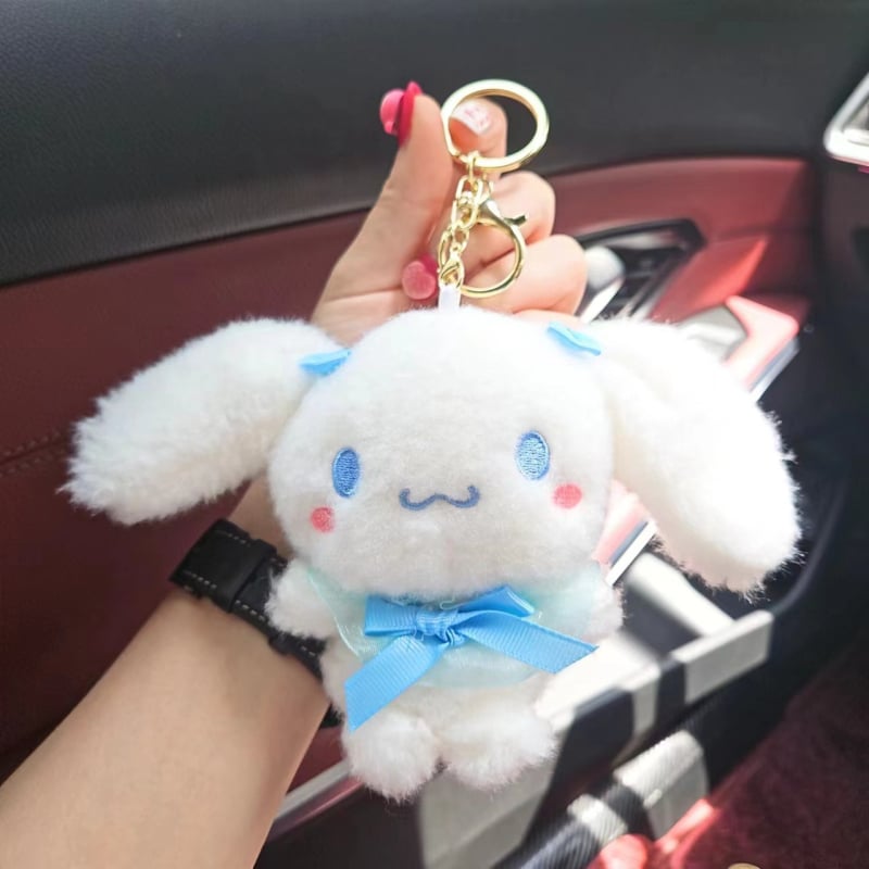 Pandantiv din pluș Kuromi, păpușă din pluș My Melody și breloc cu Cinnamoroll