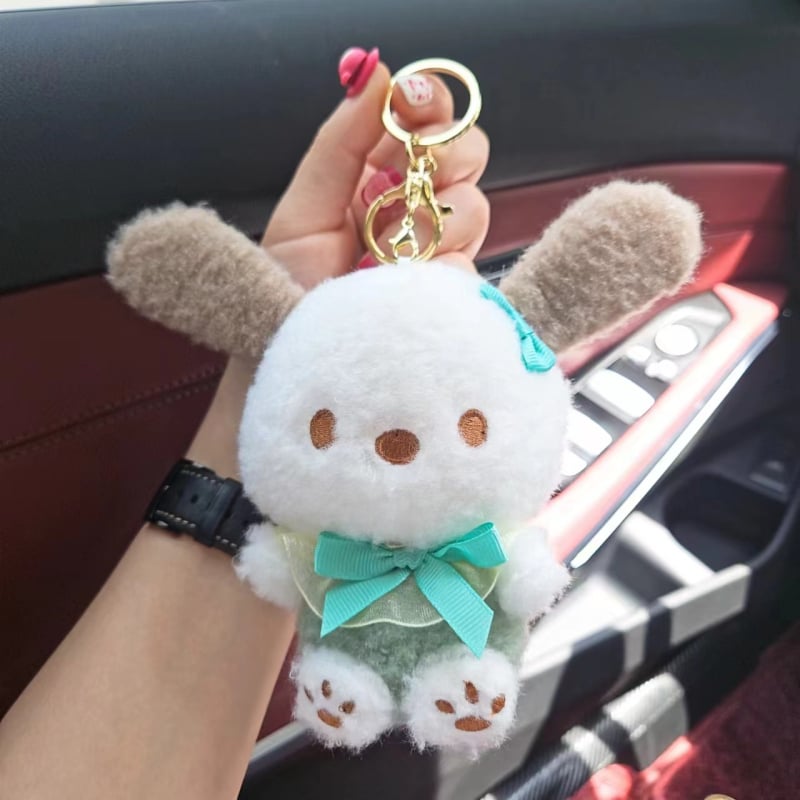 Pandantiv din pluș Kuromi, păpușă din pluș My Melody și breloc cu Cinnamoroll