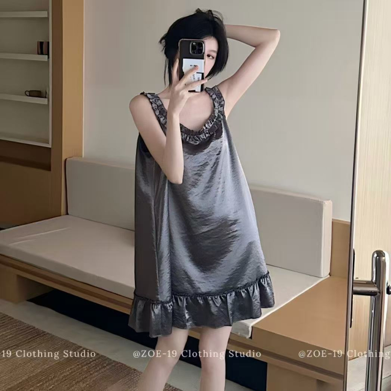 Nyári spagetti pántos szatén slip dress csipkés szegéllyel, koreai stílusú, gyengéd megjelenés