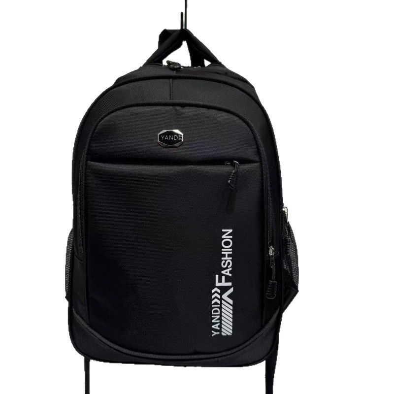 Rucsac universal pentru laptop, aspect stilat și premium, compartiment mare pentru călătorii și școală, compatibil cu laptopuri de până la 15 inch.
