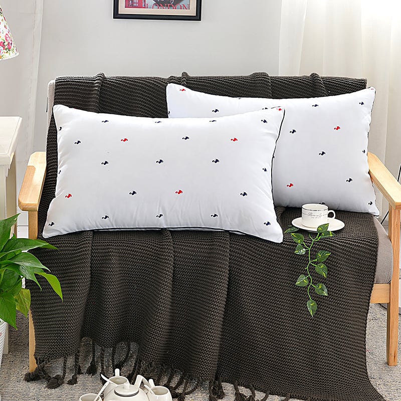100% pamut nyaki támasztó párna, hotel-stílusú, téglalap alakú, fehér, magasság 10–15 cm, tömeg 0,55–1,0 kg, egy személyre