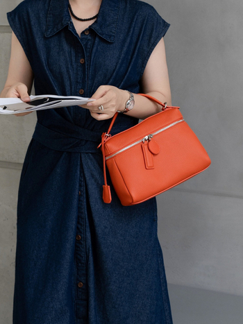 2026-os új texturált valódi bőrből készült crossbody táska nőknek, mindennapi elegancia, nyár 2026