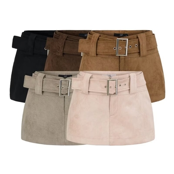 Női rövid szoknya suede övvel, őszi-téli szezonra, retro elegáns, diszkrét fedettség, karcsú vonal, csípőre simuló fazon