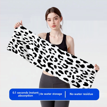 Športový uterák z mikrovlákna s leopardím vzorom, rýchloschnúci, odvádzajúci pot, na beh a tréning, unisex