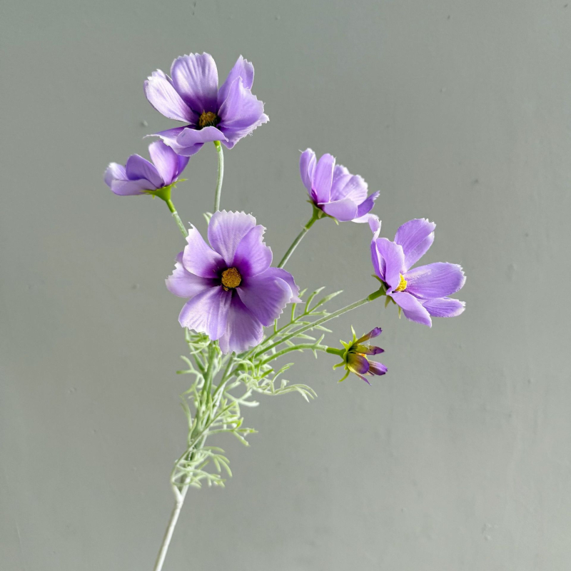 Mesterséges Cosmos virágok, velúrhatású, filces virágokból álló csokor, fotózáshoz és otthoni díszítéshez
