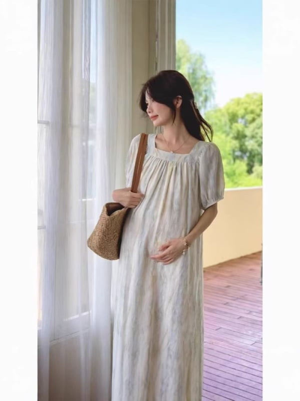 Rochie de maternitate cu tie-dye, decolteu pătrat, mâneci scurte, croială lejeră, stil coreean, vară 2026