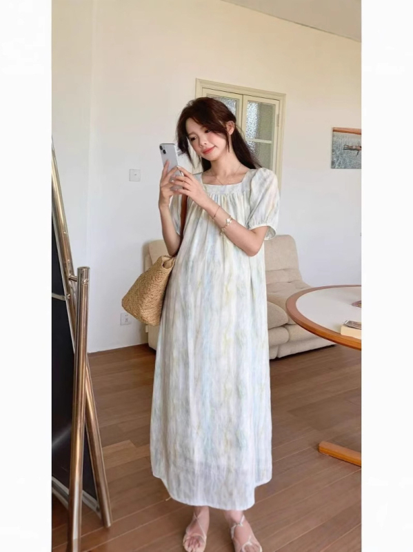 Rochie de maternitate cu tie-dye, decolteu pătrat, mâneci scurte, croială lejeră, stil coreean, vară 2026