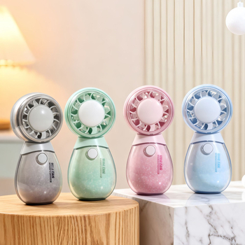 Roztomilý ručný mini ventilátor s tromi rýchlosťami a okrúhlym dizajnom v tvare domáceho maznáčika, ktorý sa dá nabíjať cez USB.