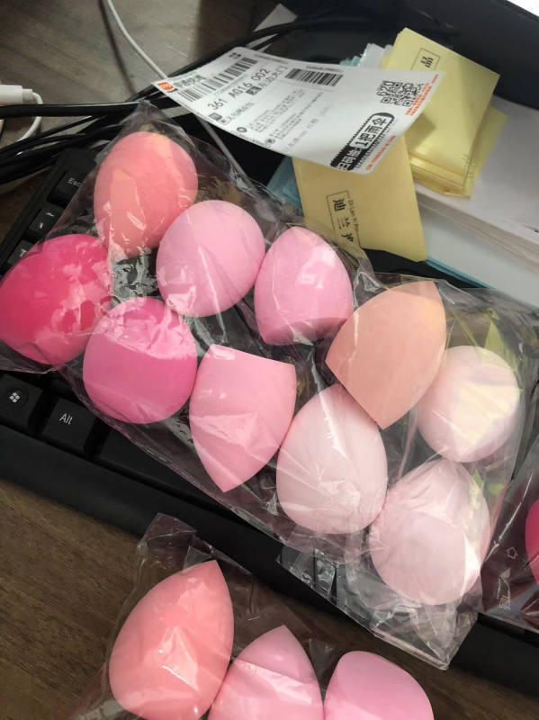 Sminkszivacs készlet – ultra-soft, nem-szívó, sminkpúderhez puff, száraz/nedves kettős használat, egyszer használatos szivacsok