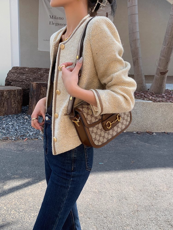 Khaki rövidkabát nőknek Chanel-stílusban, elegáns társasági stílusú irodai felső