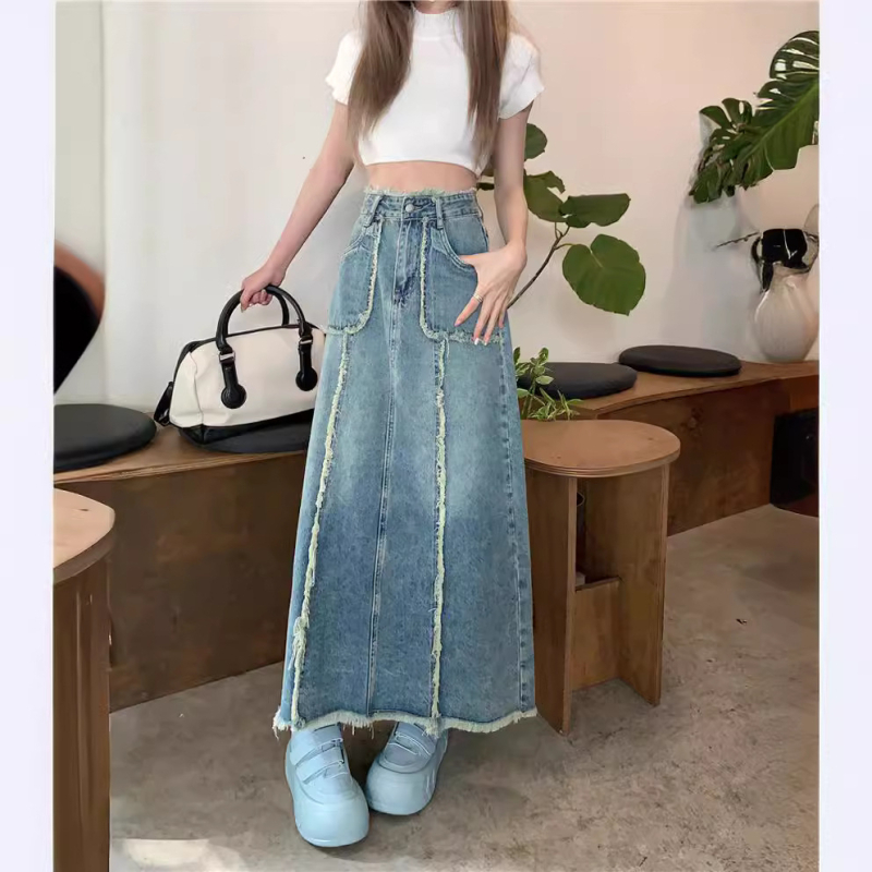 Retro denim szoknya patchwork és foszló szélekkel, A-vonalú, középméretű, nyári viselet