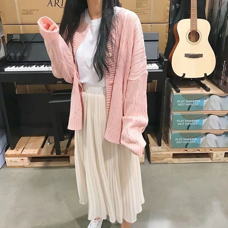 Pliszírozott chiffon midi szoknya, A-vonal, nyár 2026, karcsúsító és kényelmes, széles csípőkhöz és telt combokhoz