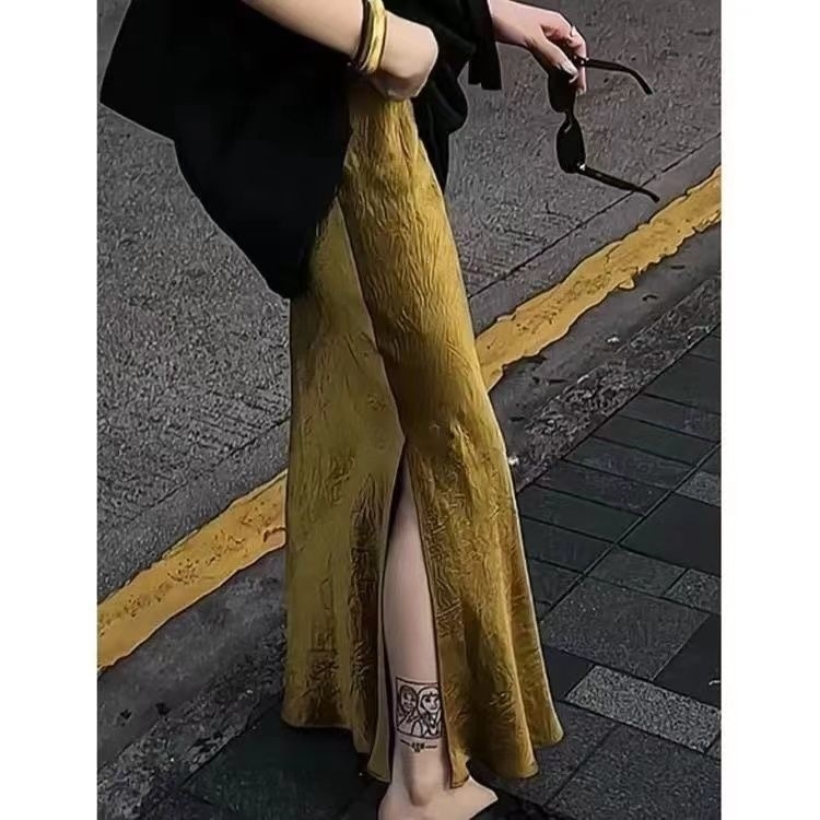 Pliszírozott szatén mini szoknya, magas derék, laza szabás, japán/koreai casual stílus