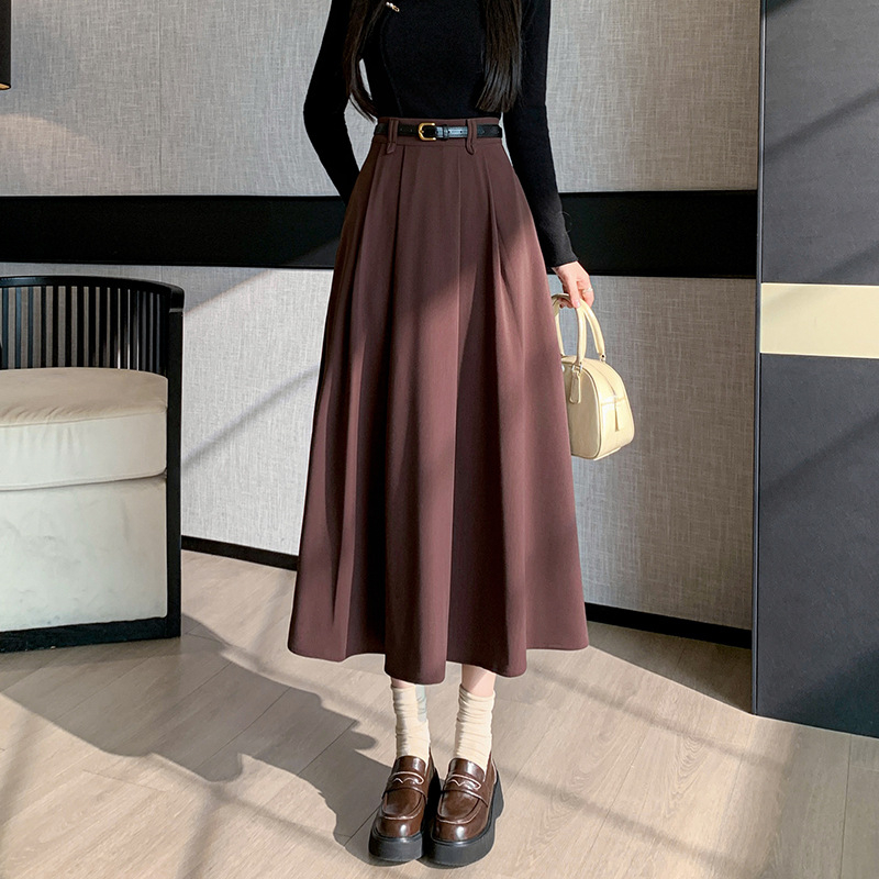 A-vonalú midi szoknya egyszínű, magas derekú, minimalist és elegáns.