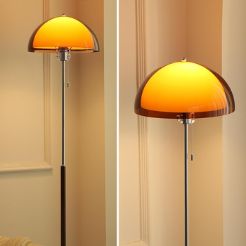 Mid-century stílusú lámpa, francia vintage és wabi-sabi – álló lámpa a nappaliba a kanapé mellé, hangulatos környezeti világítás a hálószobába