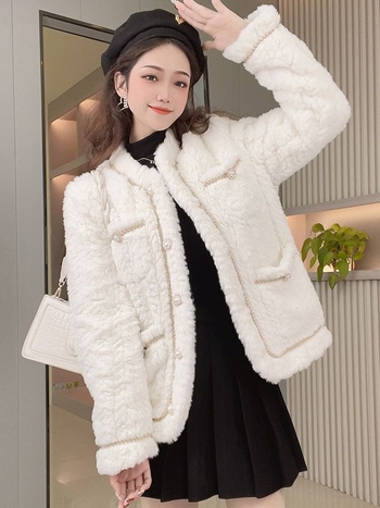 Női mű bárány gyapjú kabát, téli 2022, rövid fazon, vastag polár fleece anyag, V-nyakú, hosszú ujjú, egyszínű.