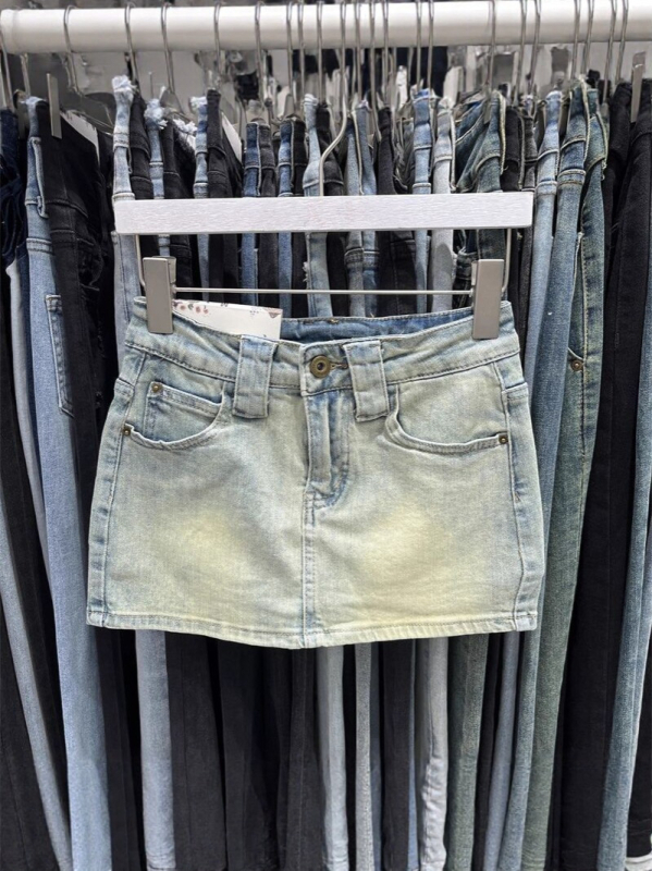 Női vintage farmer denim miniszoknya kék, A-vonal, rövid, csípőre simuló, enyhén rugalmas