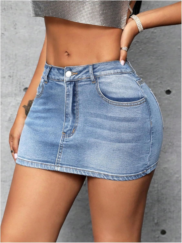 Retro denim miniszoknya, keskeny szabás, casual és sokoldalú, nyár 2026