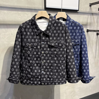 Férfi denim-pamut dzseki, streetwear stílus, téli mindennapi viselet