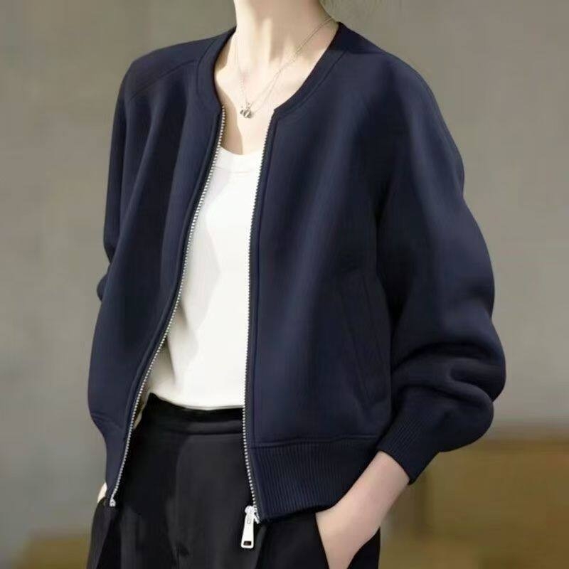 Női off-white bomber dzseki cipzárral, rövid kabát, 2026 tavasz–ősz, laza szabás, casual stílus