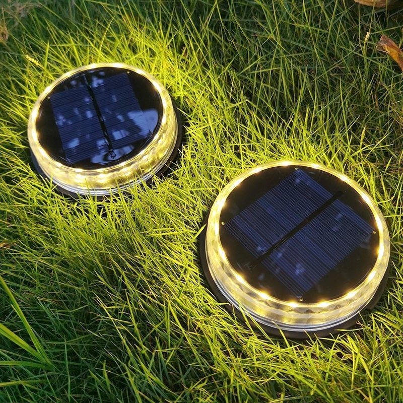 Napelemes földalatti kerti világítás, 17 LED-del és 9 LED-es színes gyepszőnyeg-világítással
