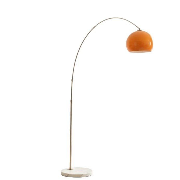 Amerikai stílusú minimalist lámpa a nappaliba, akril árnyékolóval, vasból készült testtel és LED világítással, elegáns dekoratív hangulatot teremt.
