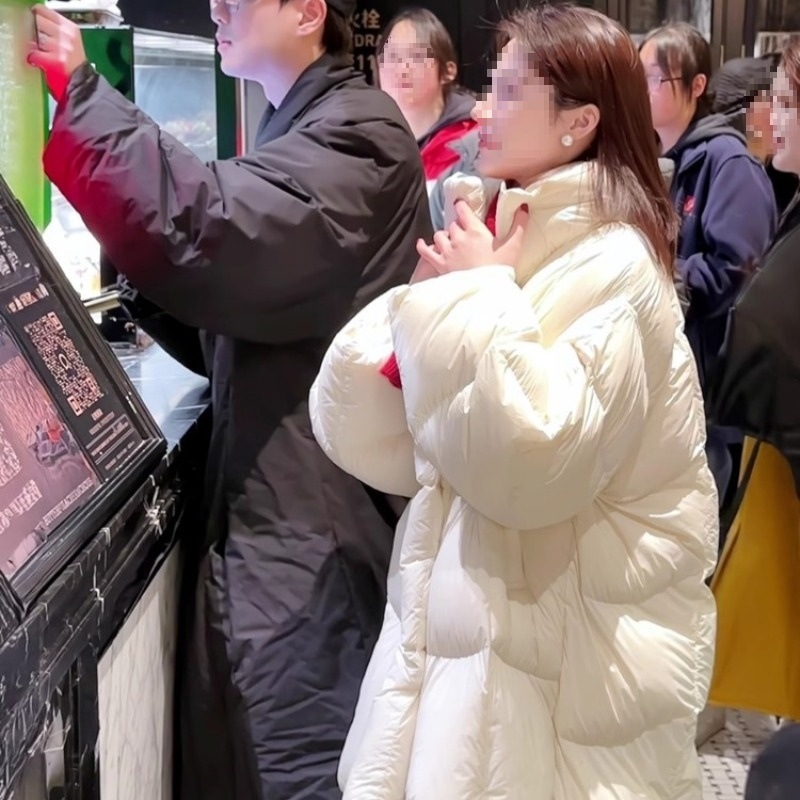 Koreai-stílusú könnyű, puha puff pamutkabát nőknek, laza középhosszú, téli 2025