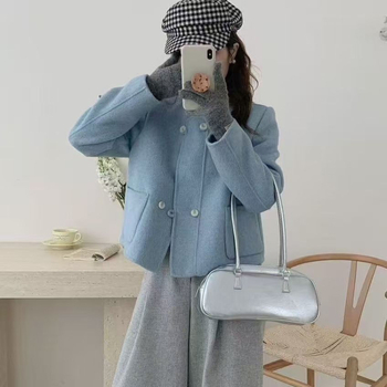Palton scurt în stil coreean pentru femei, guler rotund, primăvara 2026, inspirat de Chanel, croială slim-fit, cu nasturi în linie