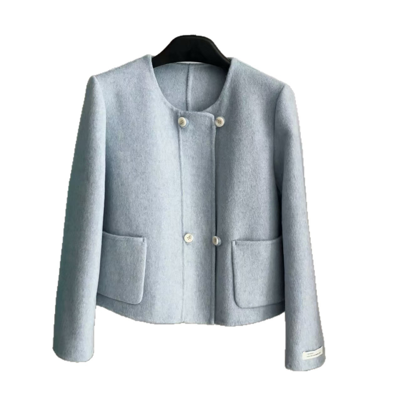 Palton scurt în stil coreean pentru femei, guler rotund, primăvara 2026, inspirat de Chanel, croială slim-fit, cu nasturi în linie