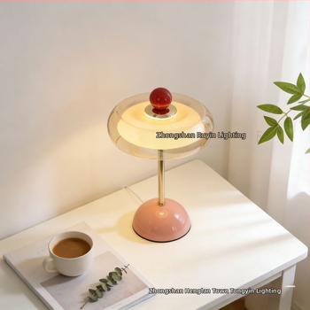 Stolová lampa v štýle masla na nočný stolík do spálne, prémiový ružový vintage dizajn, nabíjateľné ambientné nočné svetlo