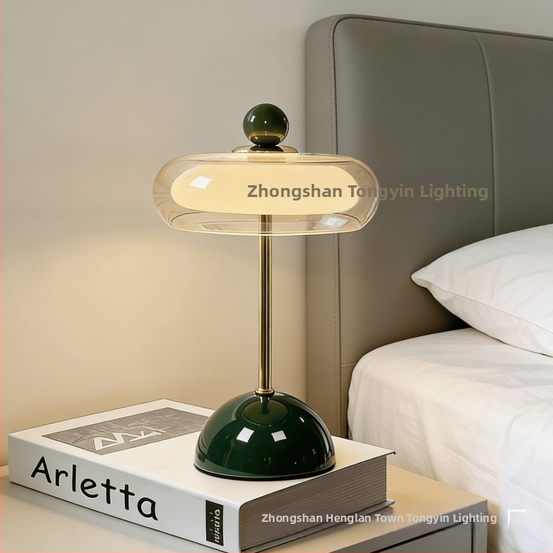 Stolová lampa v štýle masla na nočný stolík do spálne, prémiový ružový vintage dizajn, nabíjateľné ambientné nočné svetlo