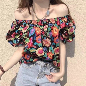 Női virágmintás off-shoulder felső, nyár 2026, laza szabású