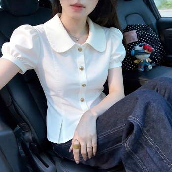 Női koreai stílusú mosott pamutból készült rövid ujjú ing, doll collar, nyár 2026 — laza, sokoldalú rövid top