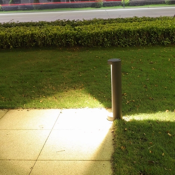 LED kültéri gyeplámpa, vízálló kerti világítás a kerthez, modern tájvilágítás a villa udvarára, egyszerű és forgatható dizájn