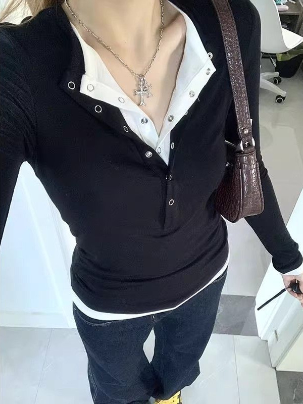 Fekete női hosszú ujjú póló hamis két részes dizájnnal, karcsú szabású, gallér Henley