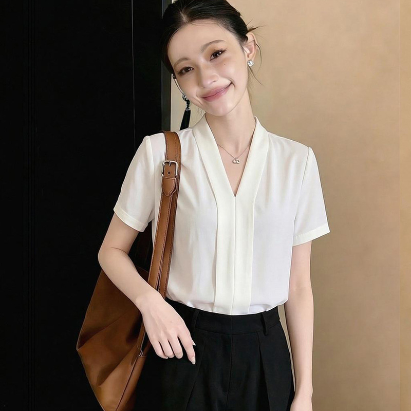 V-nyakú chiffon hosszú ujjú női irodai blúz, fehér