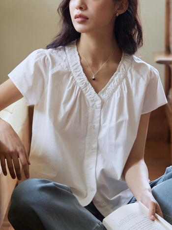Fehér női V-nyakú rövid ujjú ing, nyári francia plisírozott babydoll-top, 100% pamut