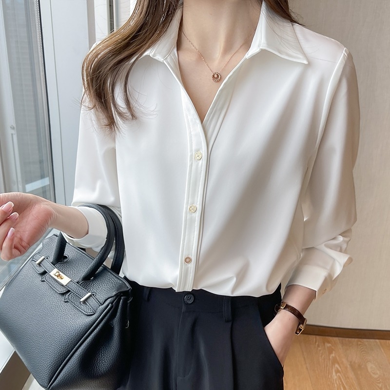 Női fehér szaténblúz, tavasz 2024, elegáns hosszú ujjú chiffon-blúz