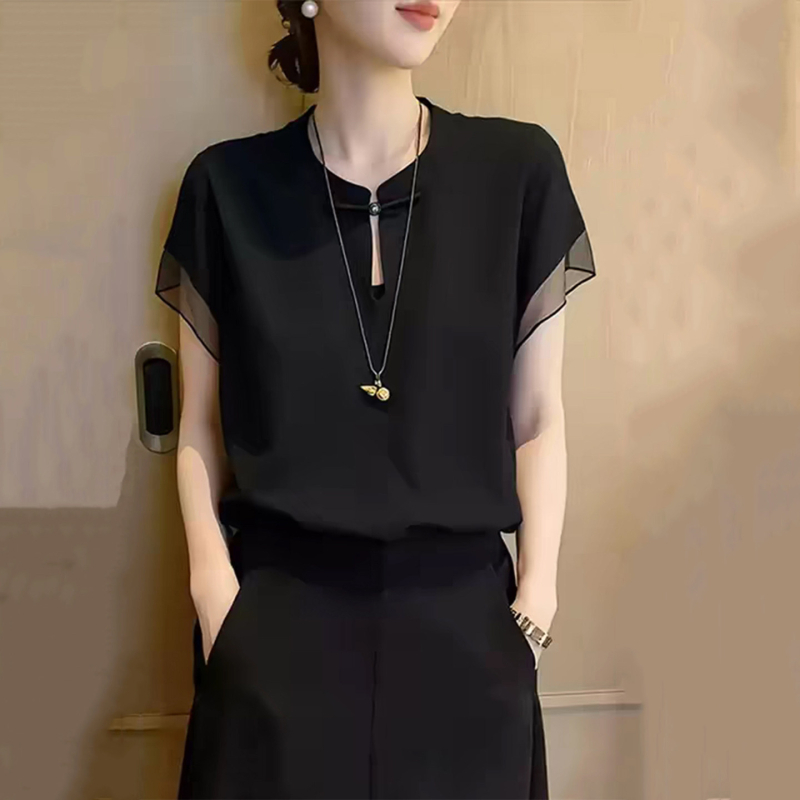 Női rövid ujjú chiffon ing, lyukacsos részletekkel, 2026 nyár kollekció, elegáns és sokoldalú
