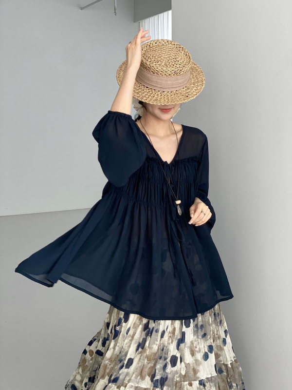 Romantikus chiffon blúz kötős nyakkal, V-nyakkal, nőknek, lágy és enyhén átlátszó top 6236